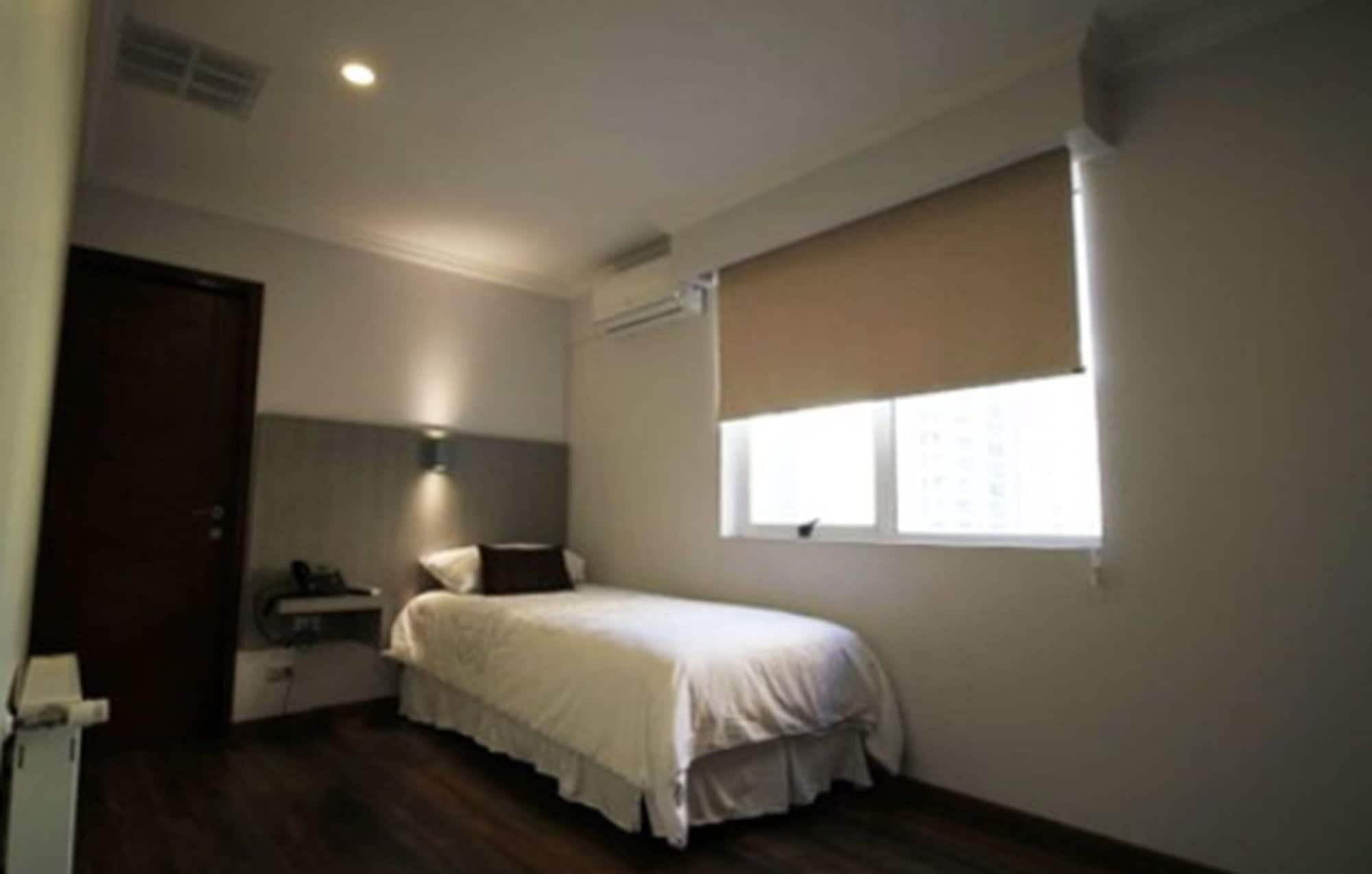 Hotel Elisa Cole Santiago de Chile Bagian luar foto